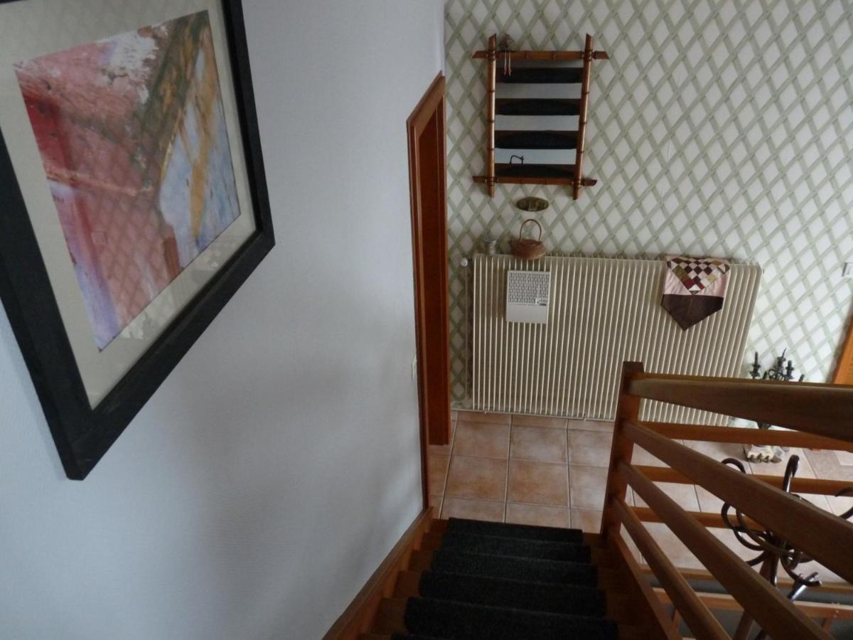 Le Petit Grenier Bed & Breakfast Bayeux Exterior photo