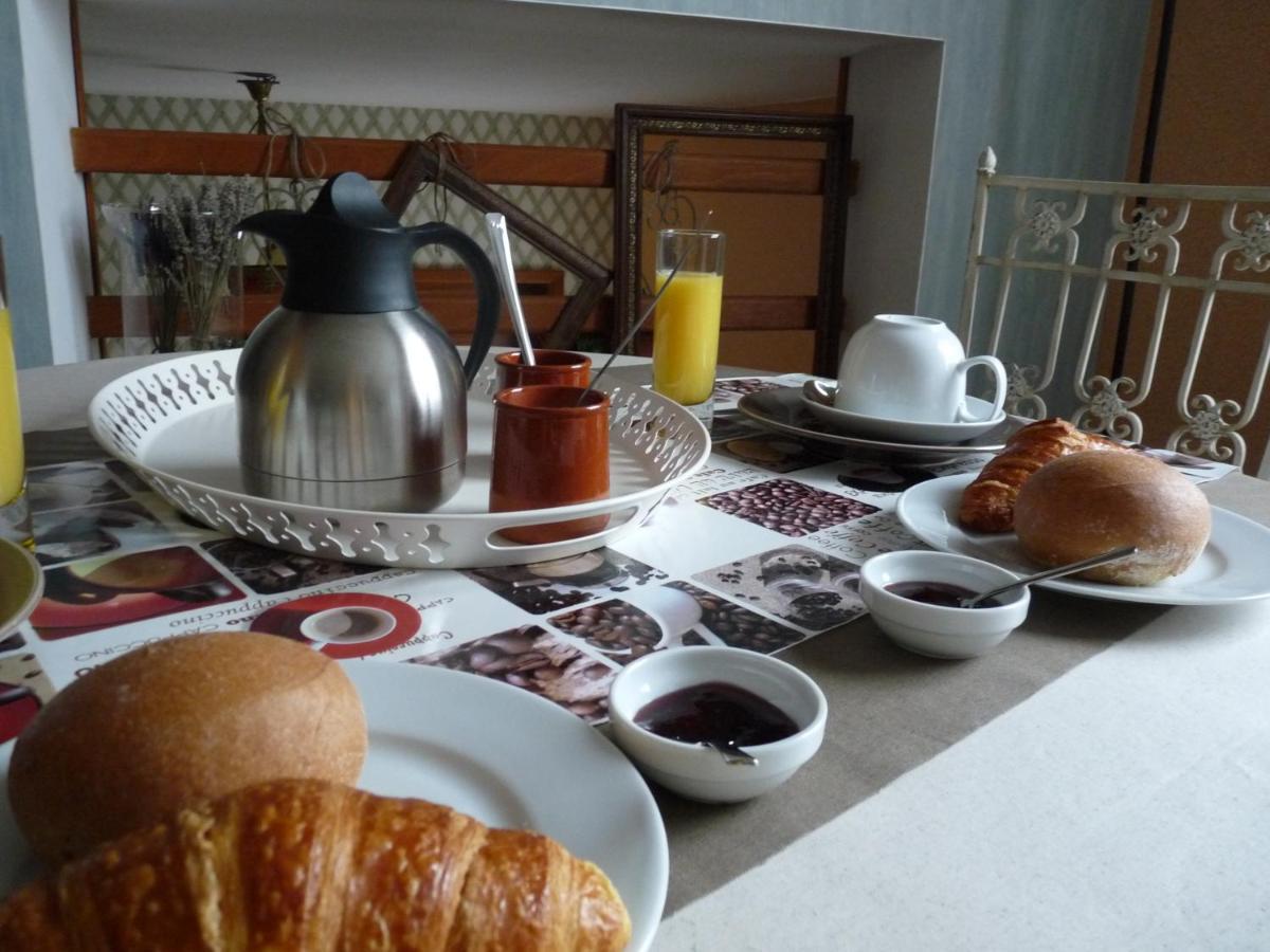 Le Petit Grenier Bed & Breakfast Bayeux Exterior photo